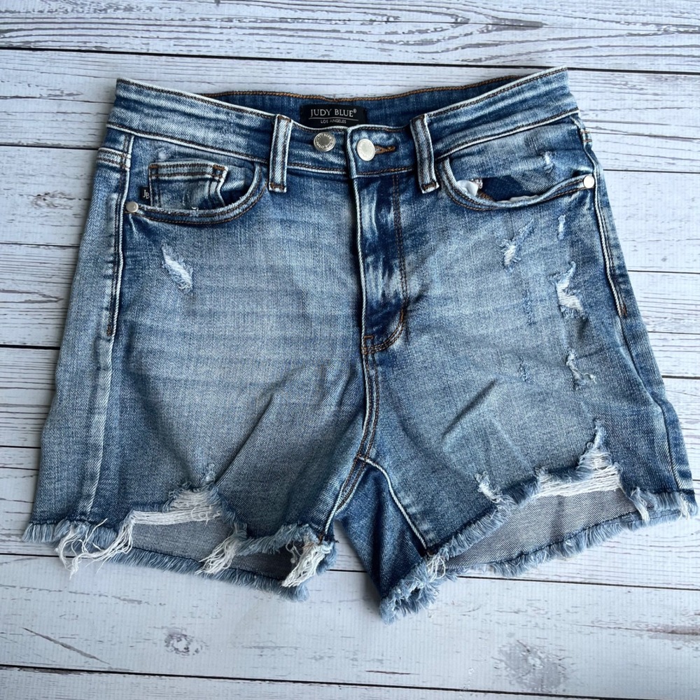 Judy Blue Medium Wash Distressed Raw Hem High Rise Denim Shorts Size Medium